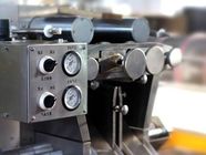máquina clásica de la encapsulación de Softgel del diseño 13kw para el aceite de pescado, aceite del ajo, relleno del vatamin