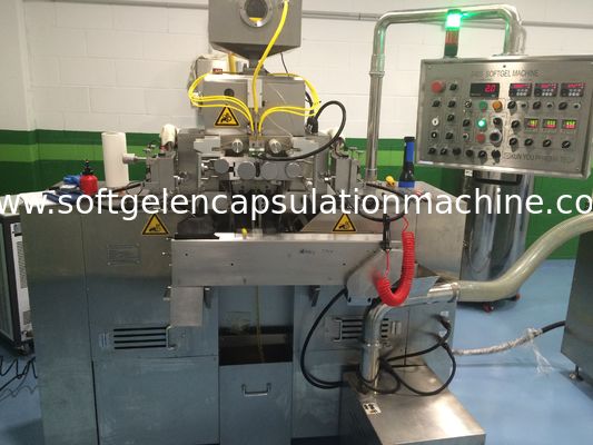 máquina médica de la encapsulación de Softgel del gran escala 20kw para la producción del softgel y del painball con el PLC y la pantalla táctil