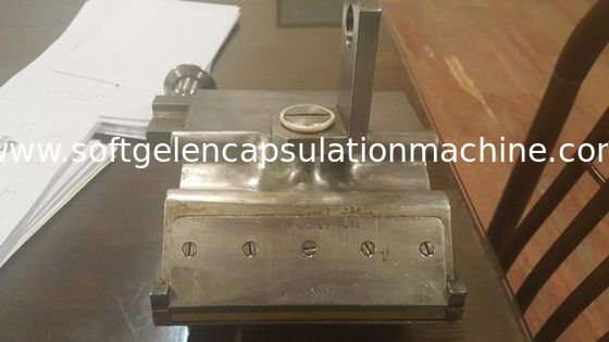 Las piezas de la empaquetadora de la encapsulación cepillan la bomba de la cuña de la inyección de la caja del spredox y mueren los rollos