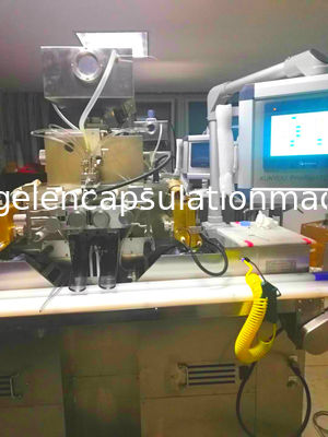 Máquina de la encapsulación de Softgel del aceite del cáñamo para el relleno del aceite y de la goma