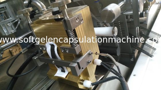 Relleno suave del aceite del aceite de pescado/de la vitamina de la máquina de la cápsula de gelatina Ss316