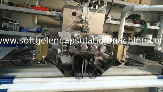 pequeña máquina del aceite de pescado 12000pcs/H Softgel del comienzo 3.5rpm
